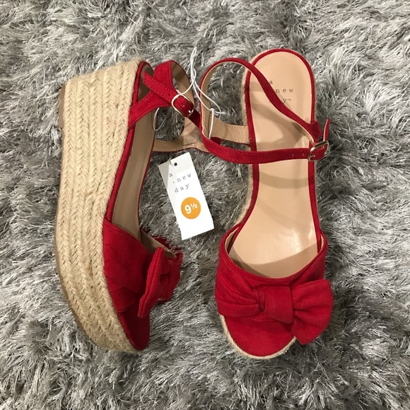 A new day Happy in the color Red - Picture 2 of 4